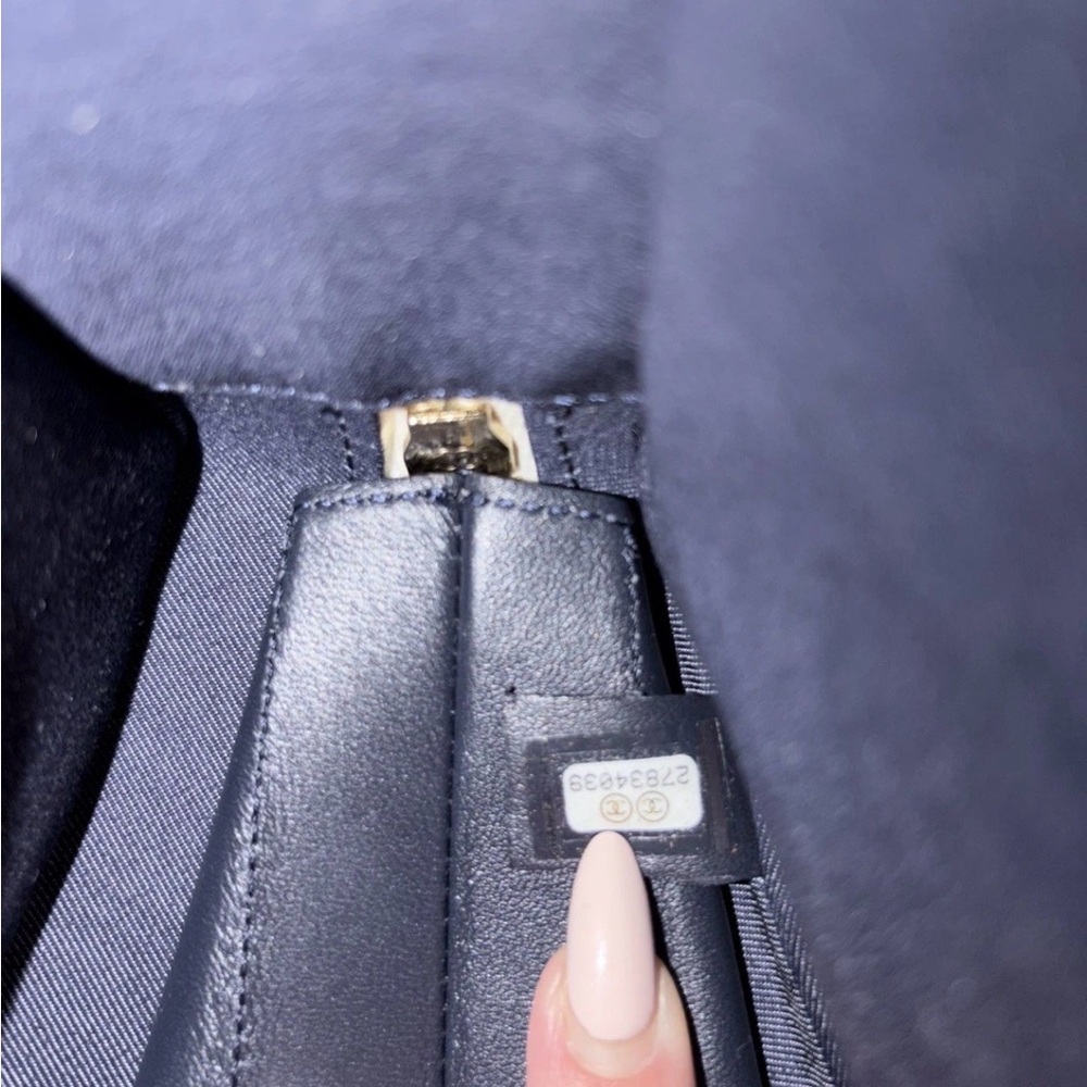 CHANEL White Lambskin CC Mania Camera Bag - Picture 8 of 9